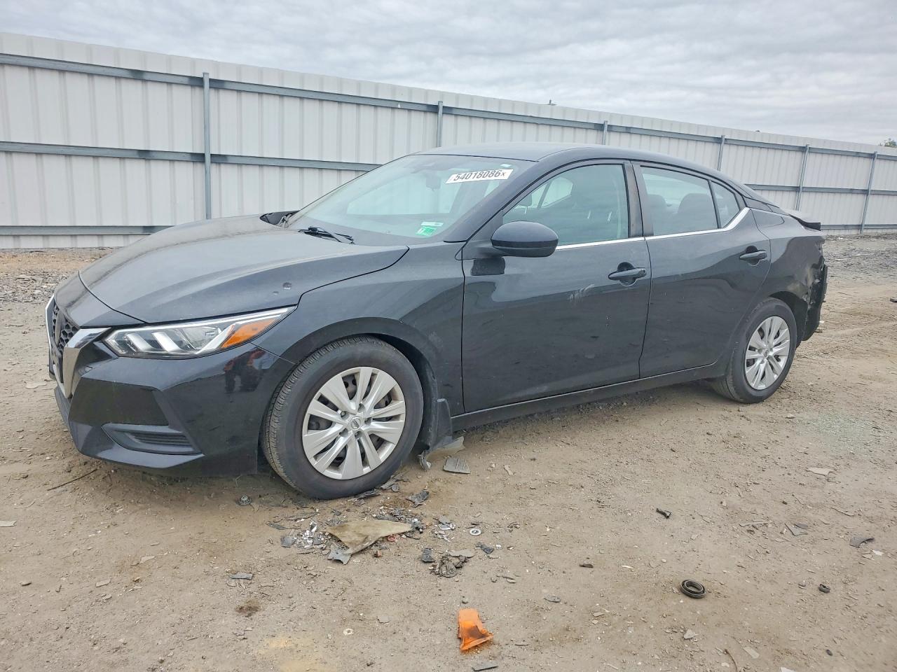 Salvage Nissan Sentra Image