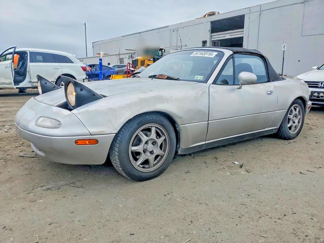 Salvage Mazda Mx5 Image