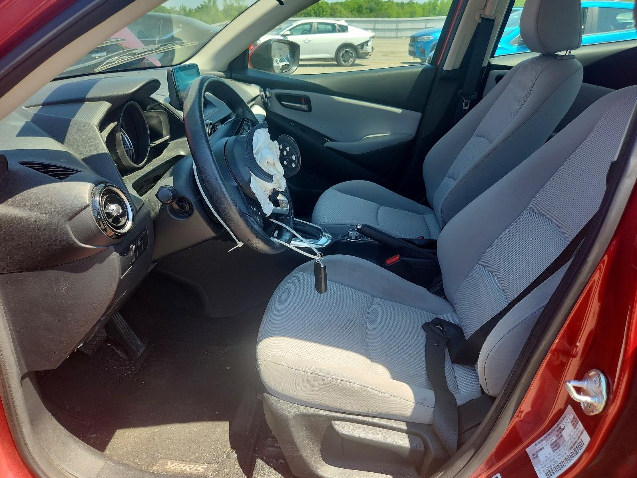 Toyota Yaris Le