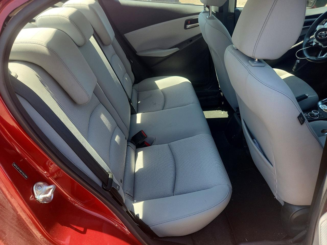 Toyota Yaris Le