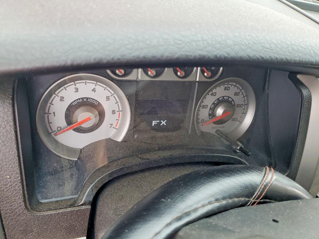 Ford F-150 Super Cab