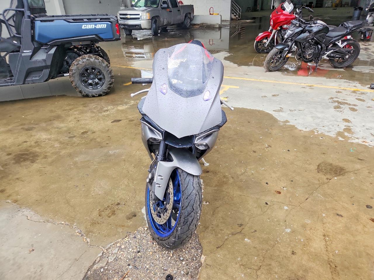 Yamaha Yzf1000