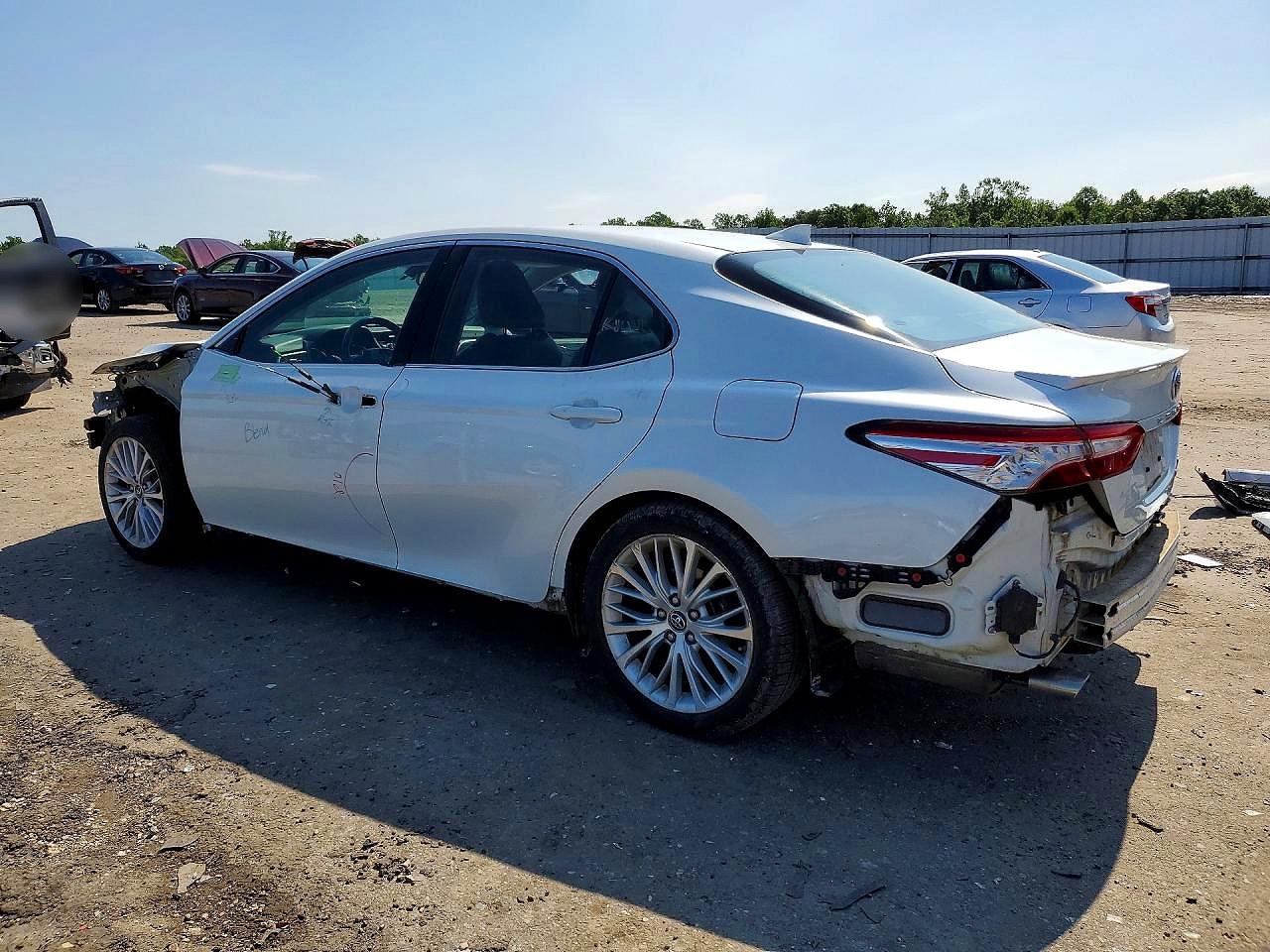 Toyota Camry Xle