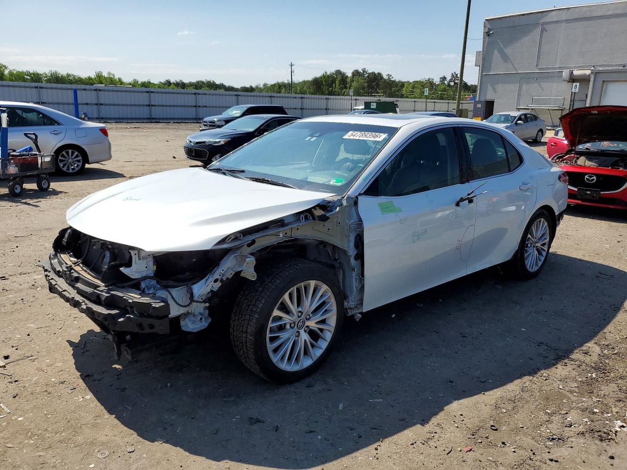 Salvage Toyota Camry Image