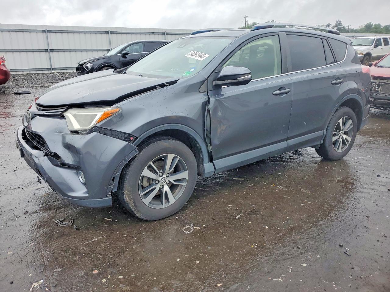 Salvage Toyota RAV4 Image