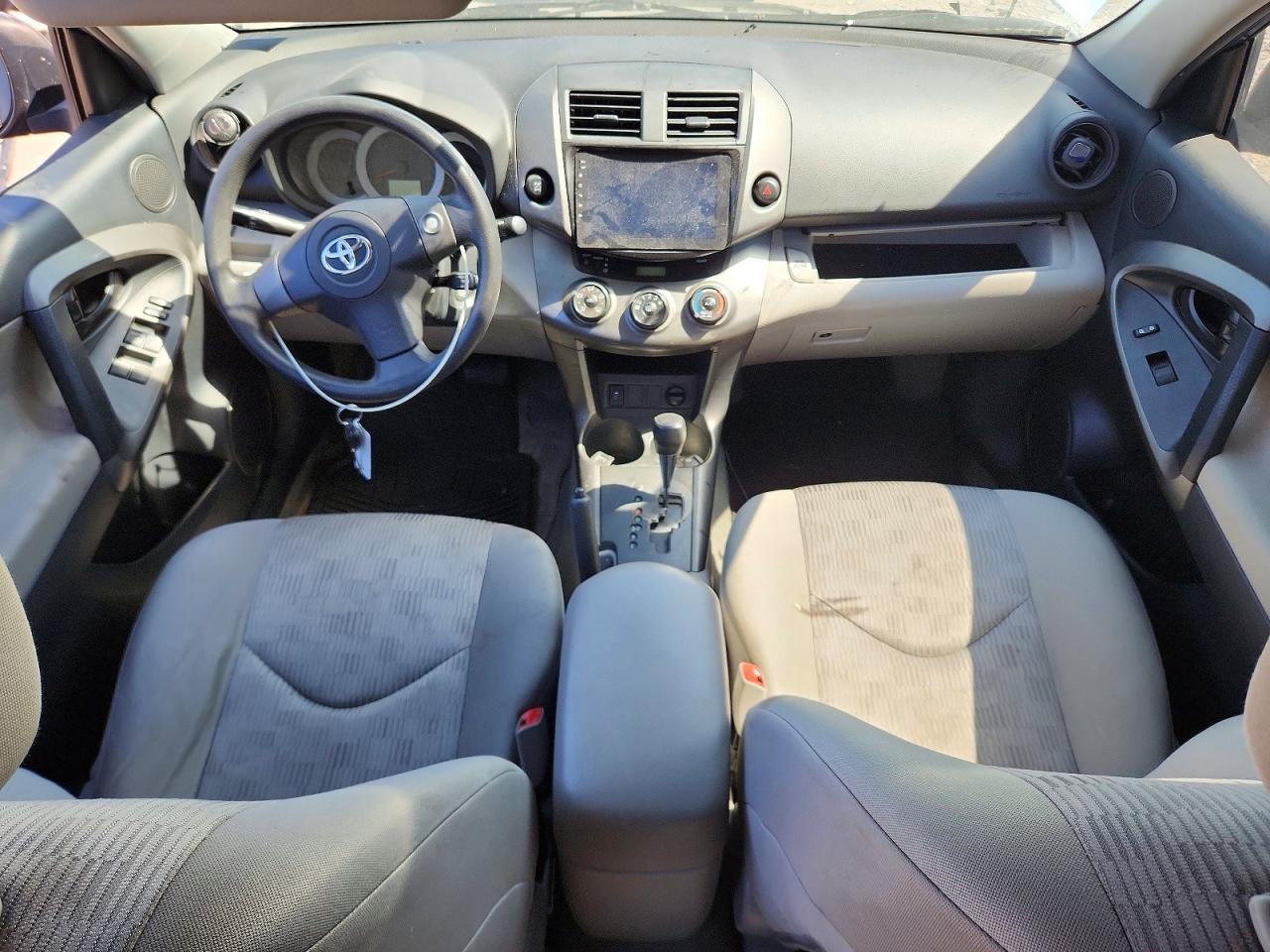 Toyota RAV4 Base
