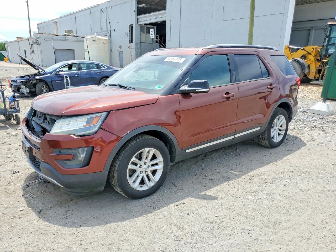 Salvage Ford Explorer Image
