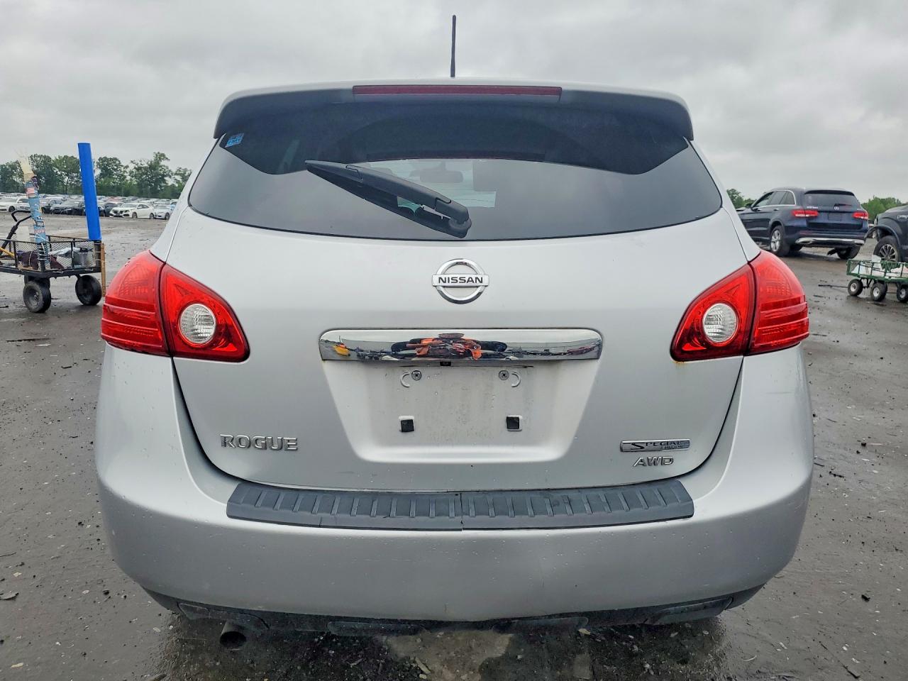 Nissan Rogue S