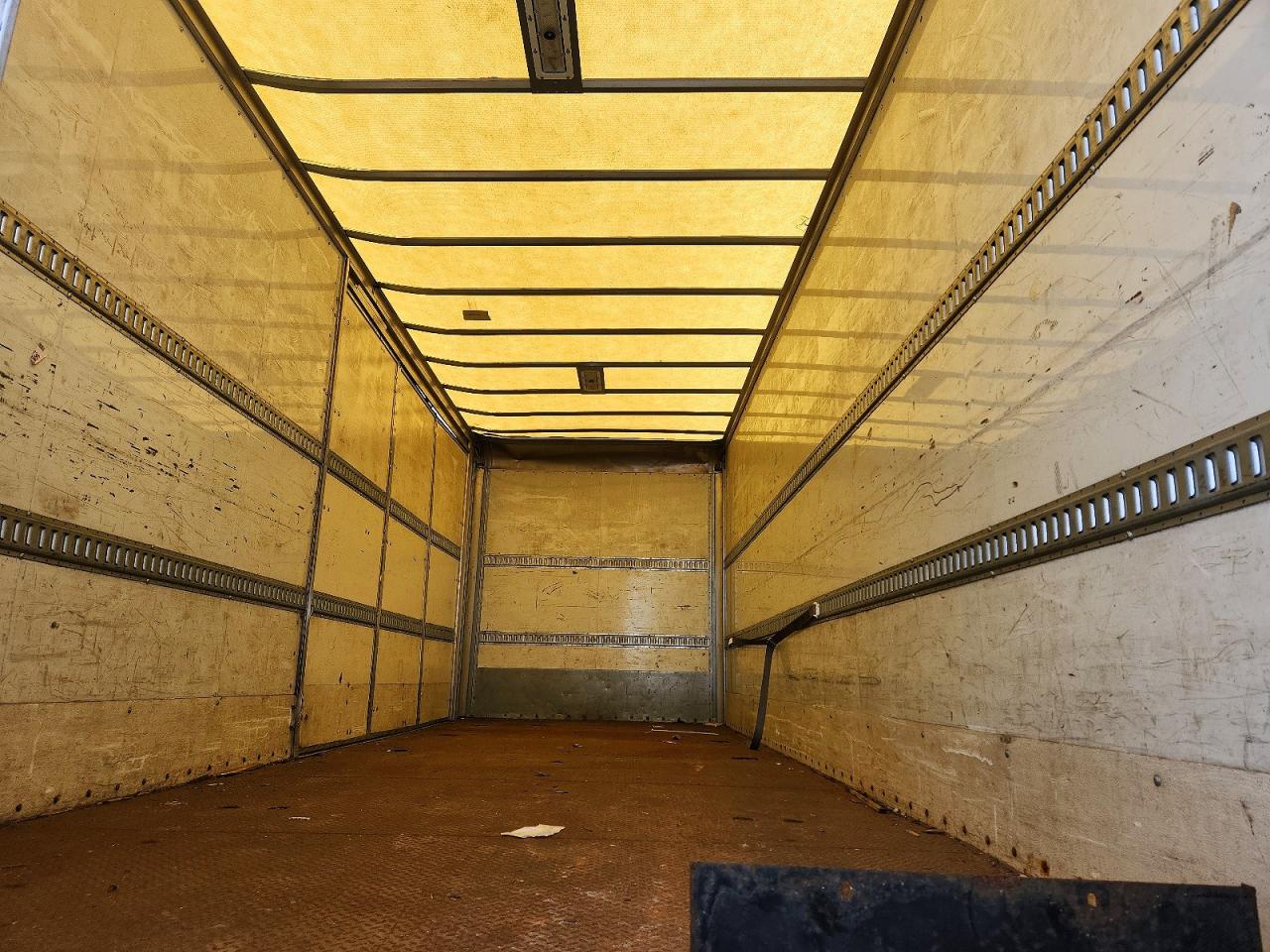 Freightliner M2