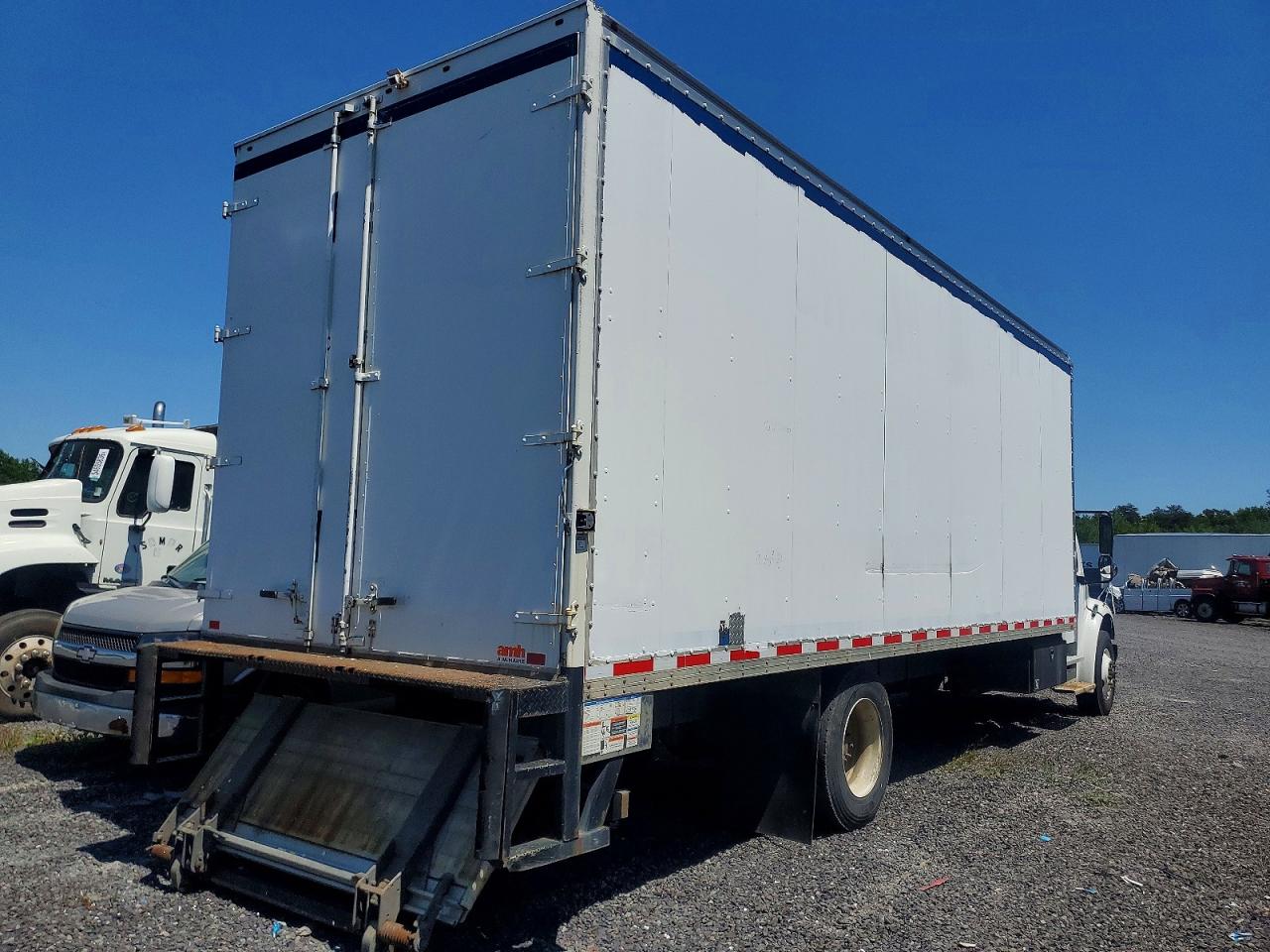 Freightliner M2