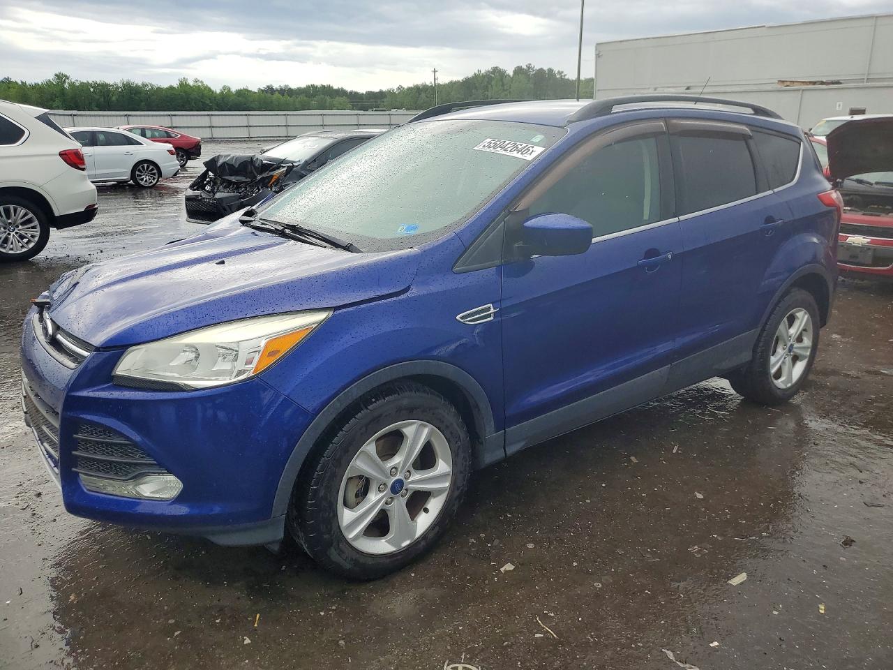 Salvage Ford Escape Image