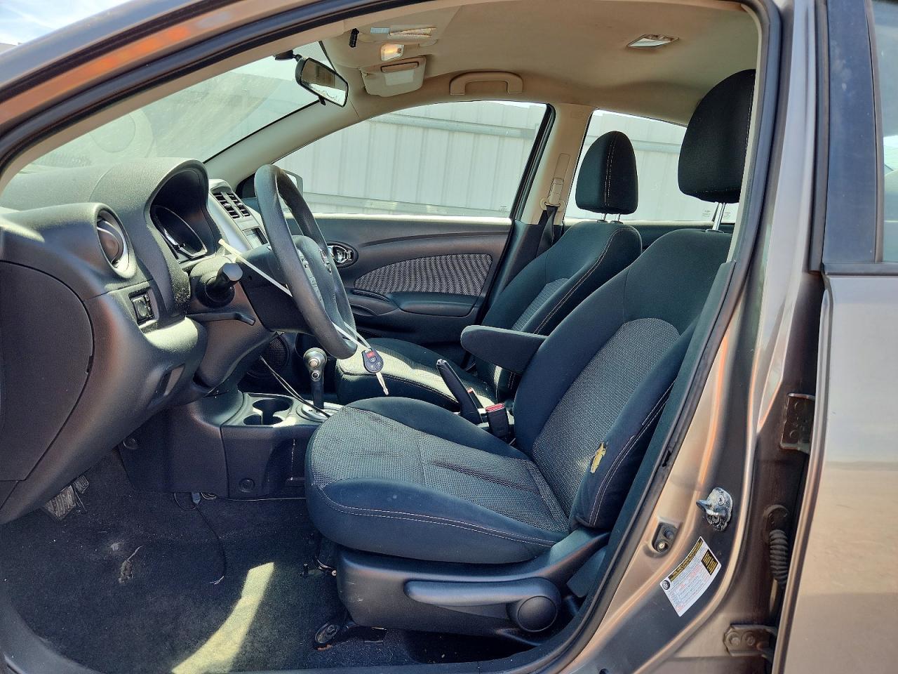 Nissan Versa 1.6 Sv