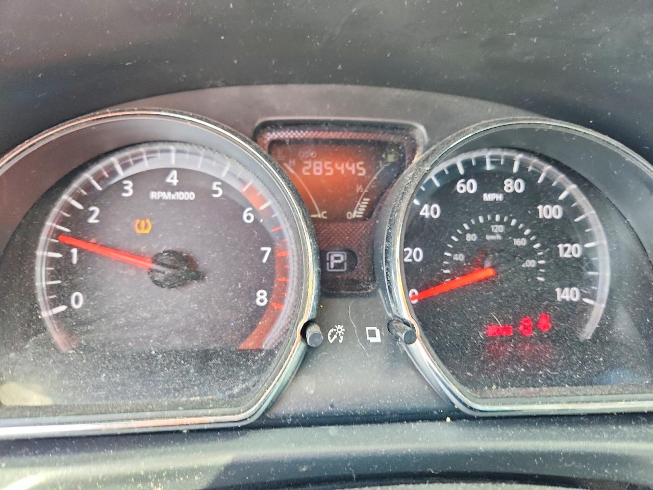 Nissan Versa 1.6 Sv