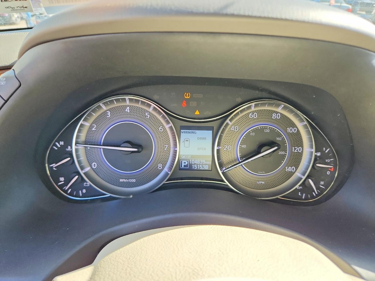 INFINITI Qx Base