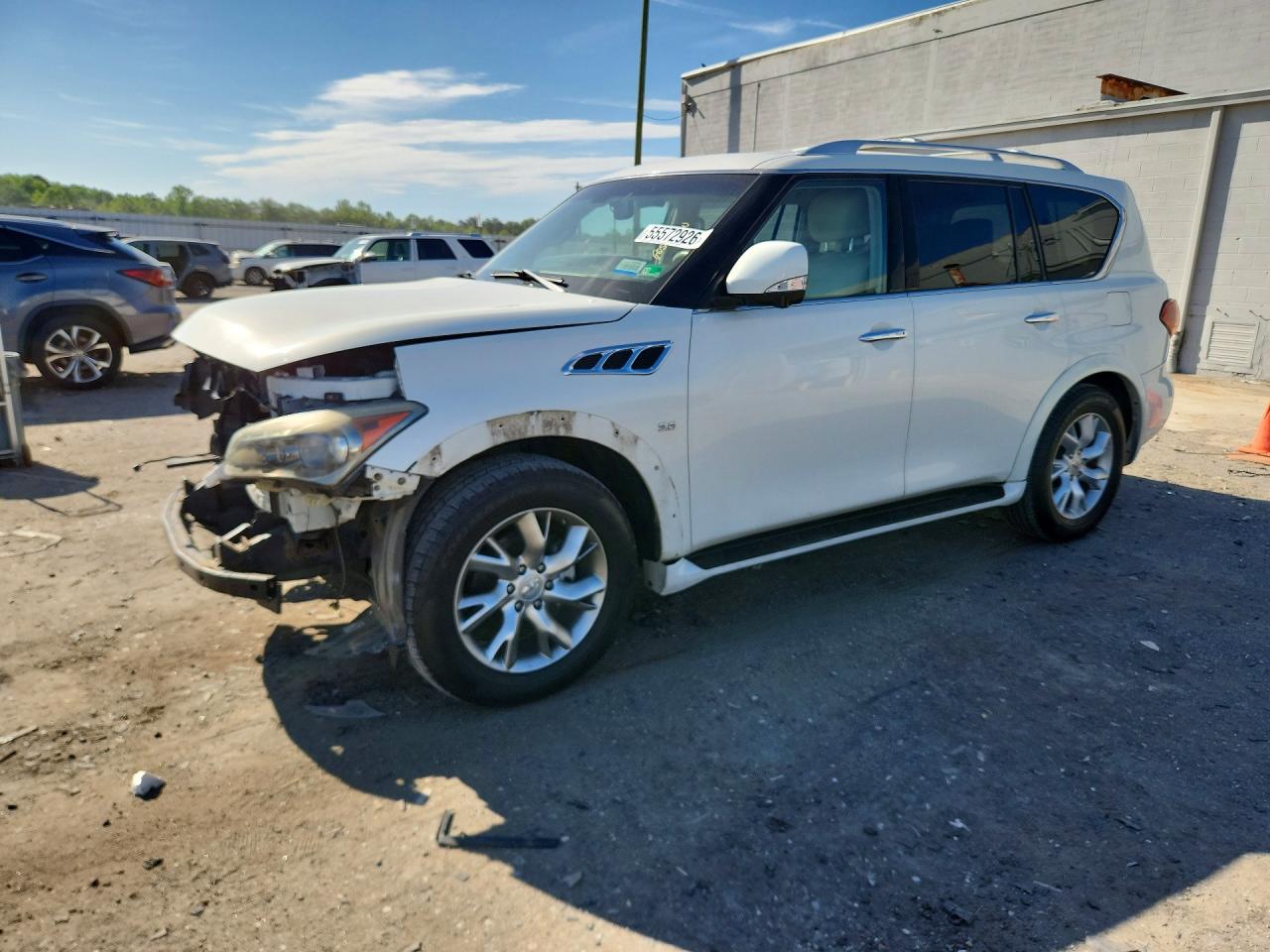 Salvage INFINITI Qx Image