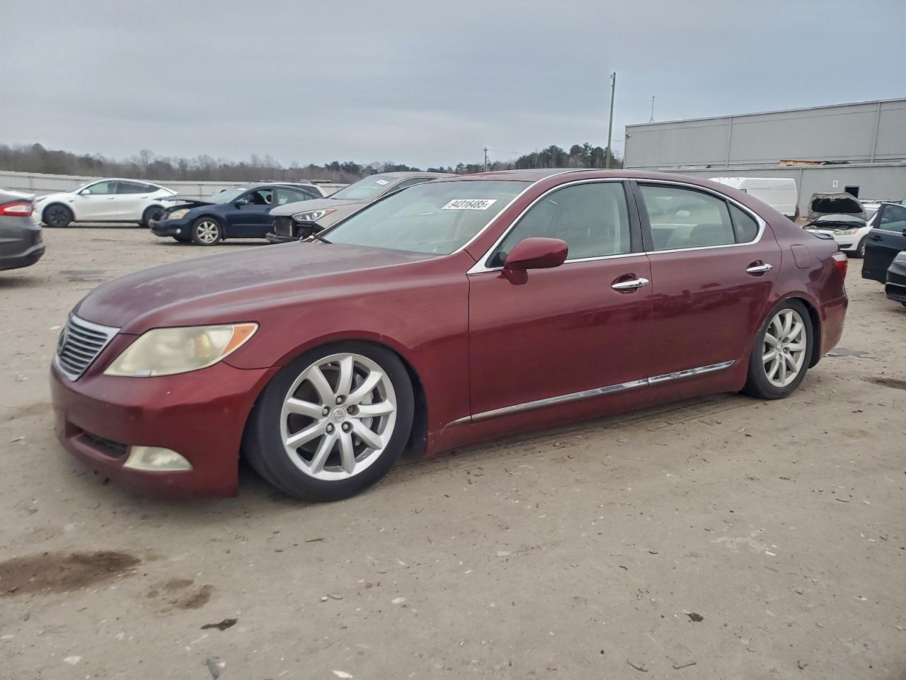 Salvage Lexus LS Image