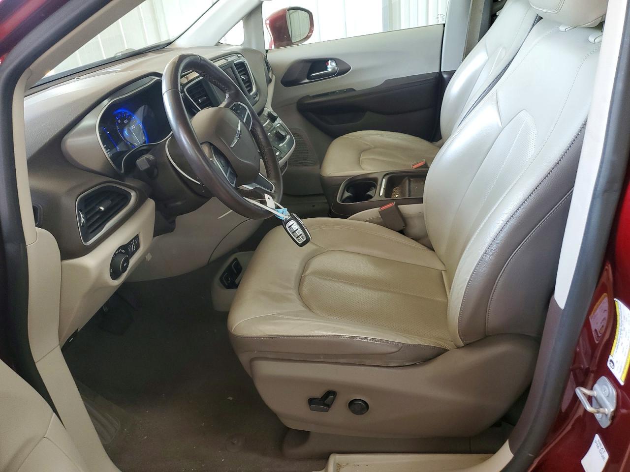 Chrysler Pacifica Touring L