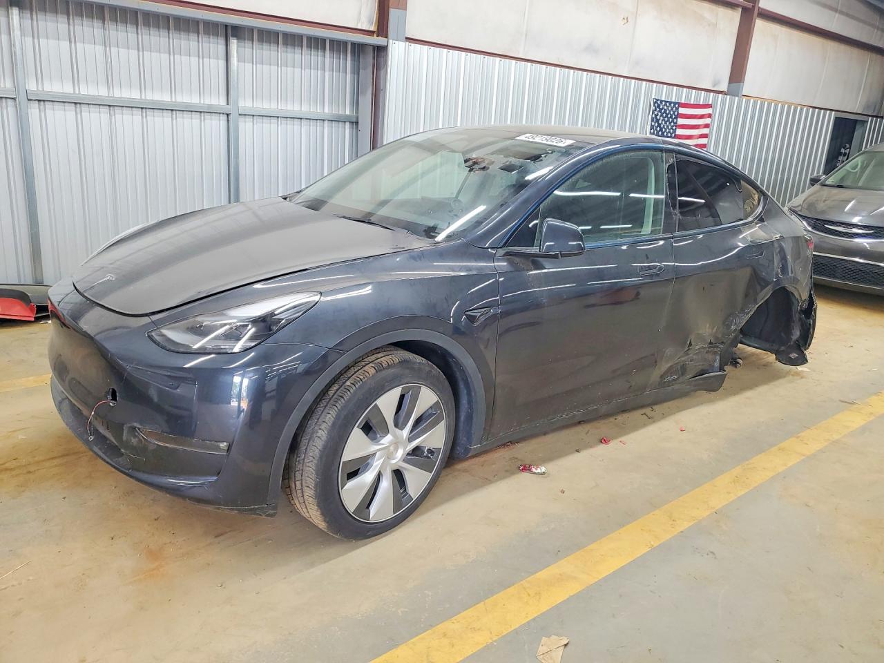 Salvage Tesla Model Y Image