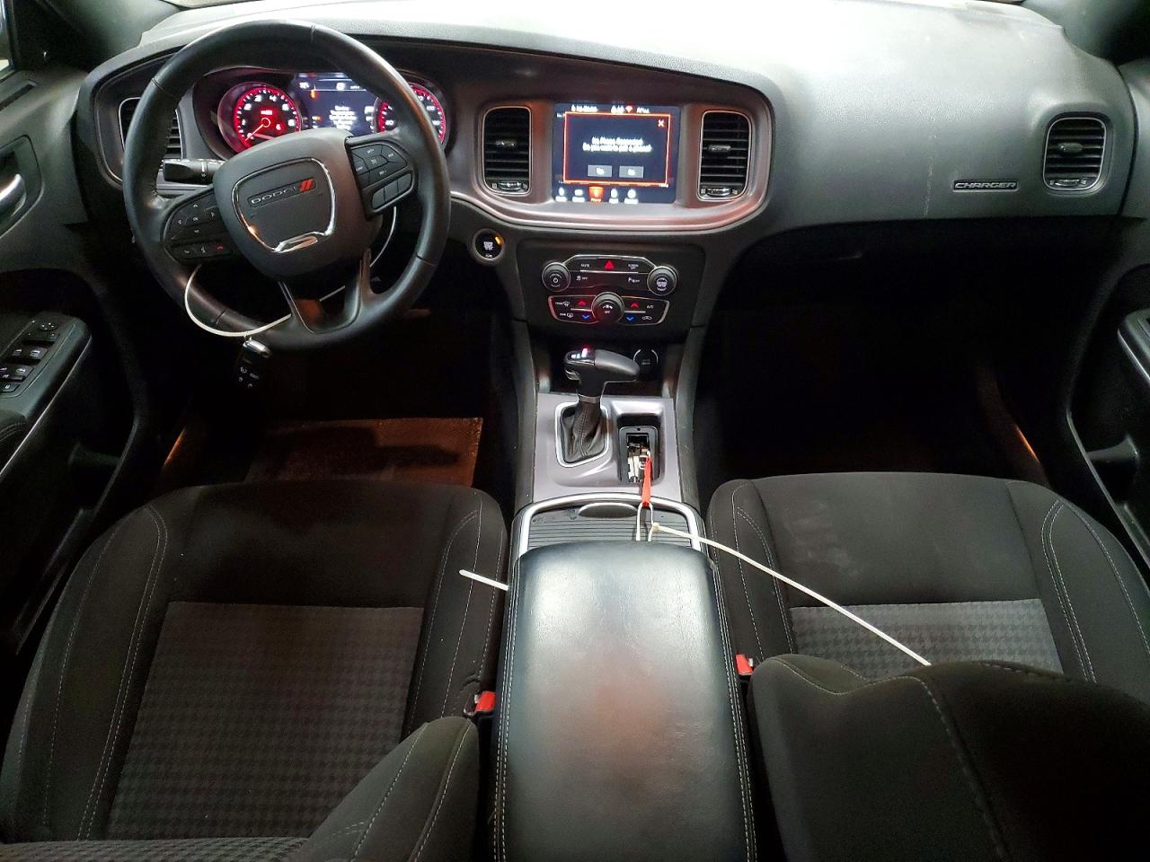 Dodge Charger Sxt