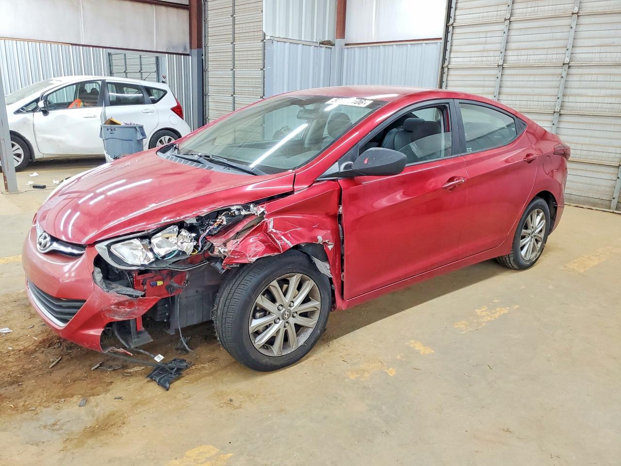 Salvage Hyundai ELANTRA Image