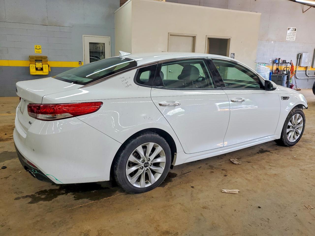 Kia Optima Ex
