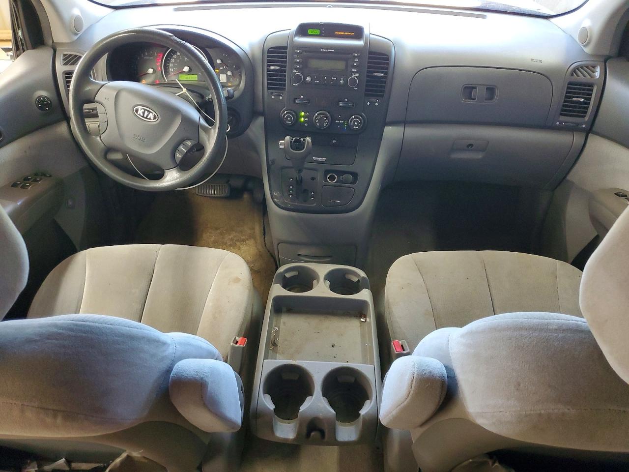 Kia Sedona Lx