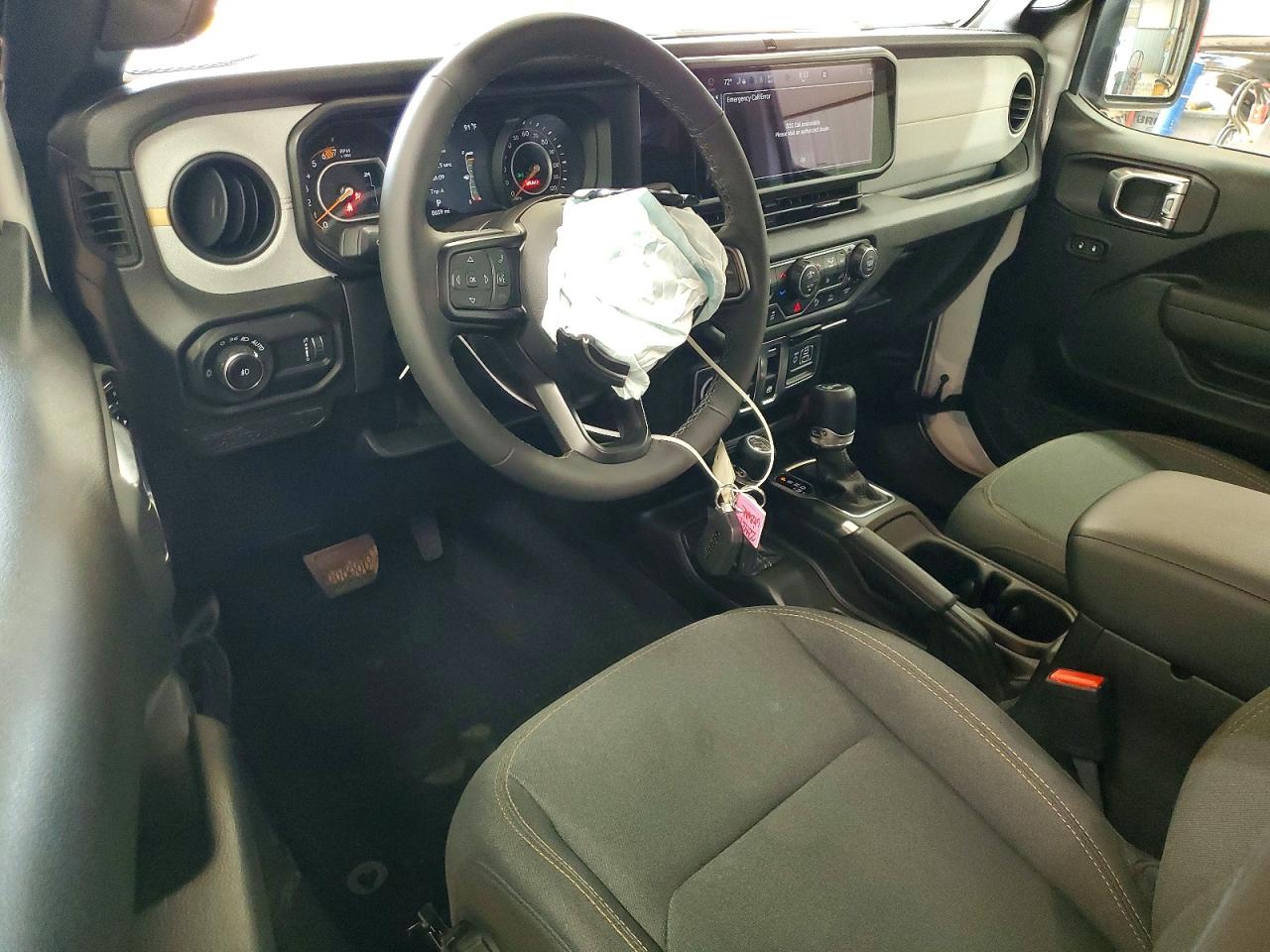 Jeep Wrangler Sport