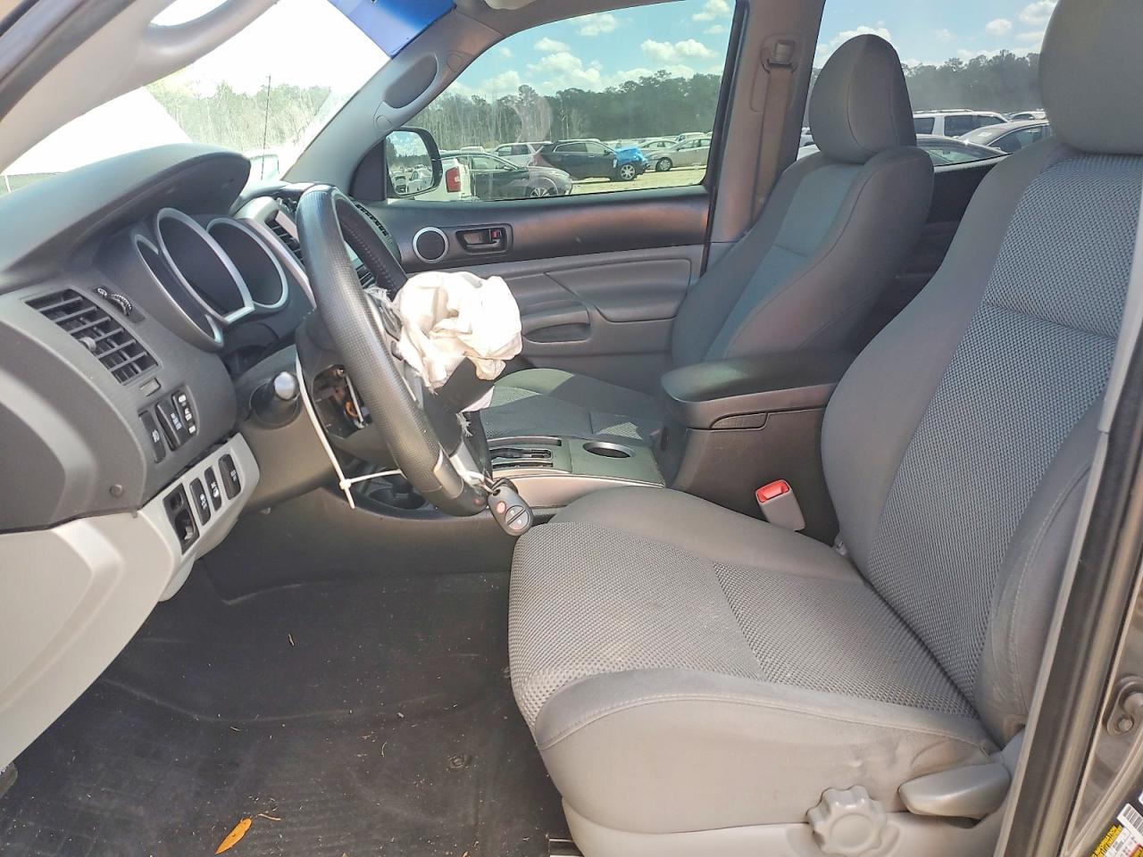 Toyota Tacoma V6