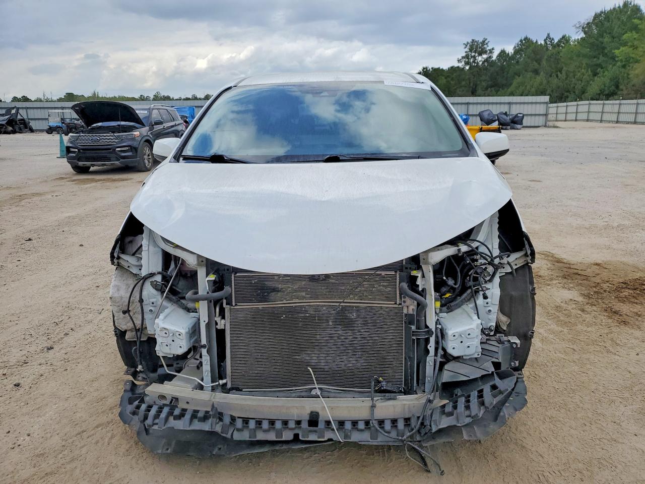 Toyota Sienna Le 8-passenger
