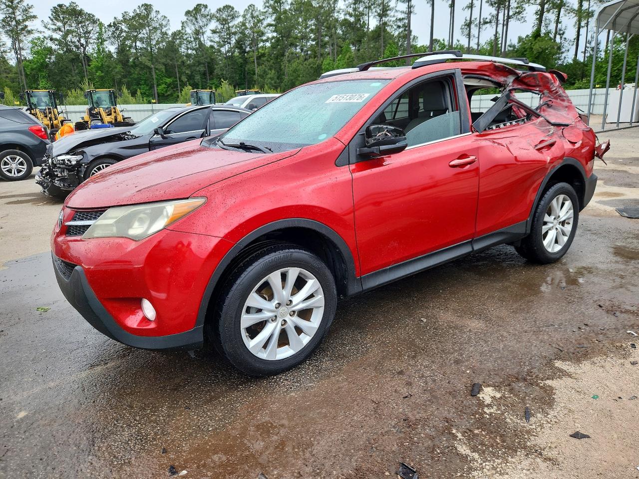 Salvage Toyota RAV4 Image