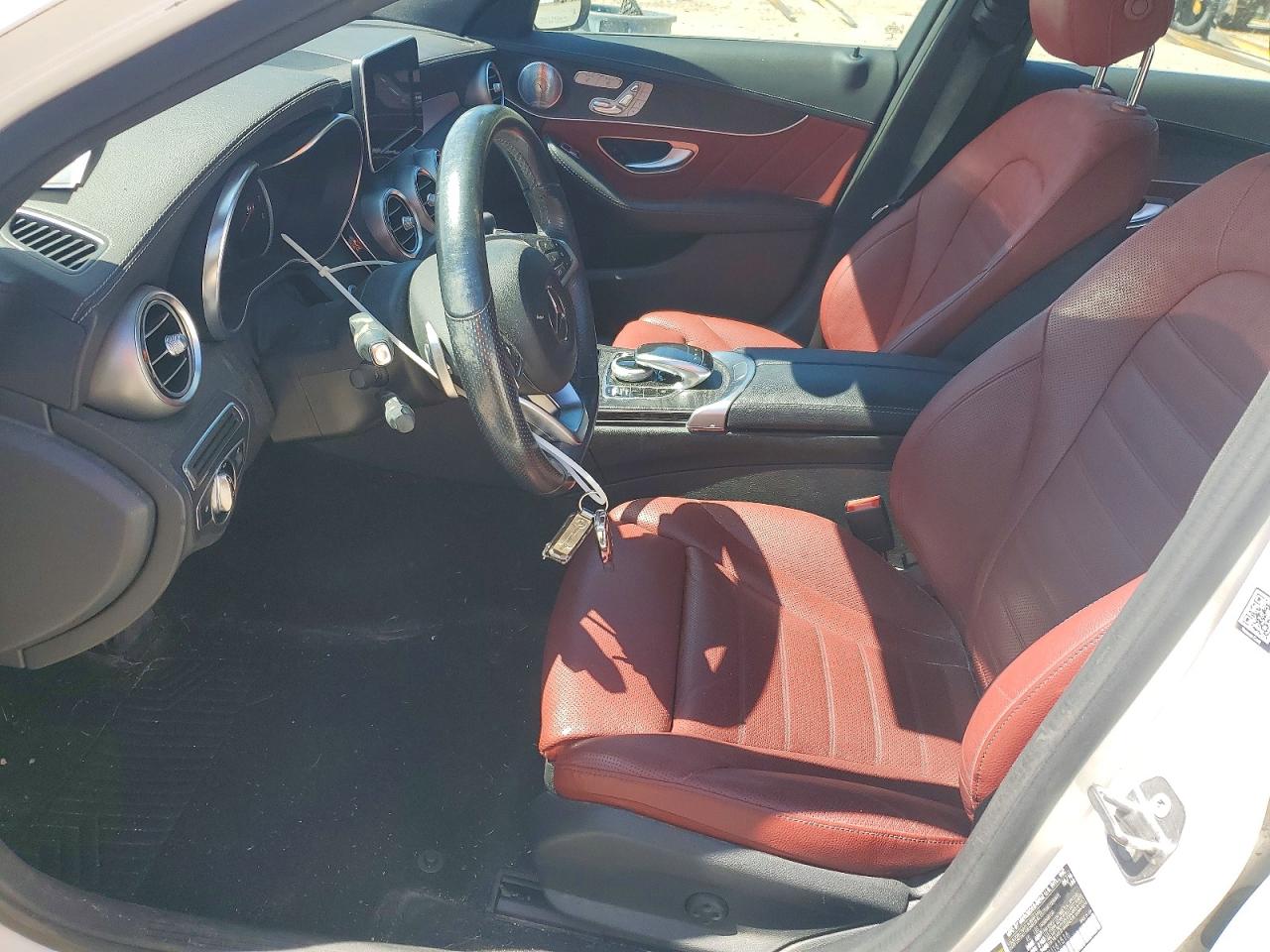 Mercedes-Benz C-Class 300