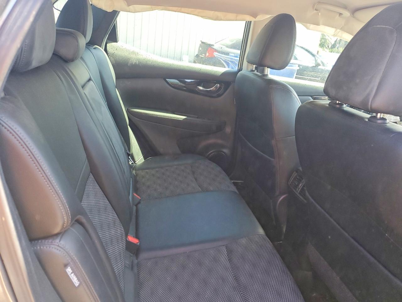 Nissan Rogue Sv