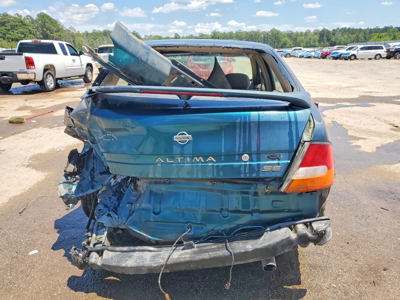 Nissan Altima Xe