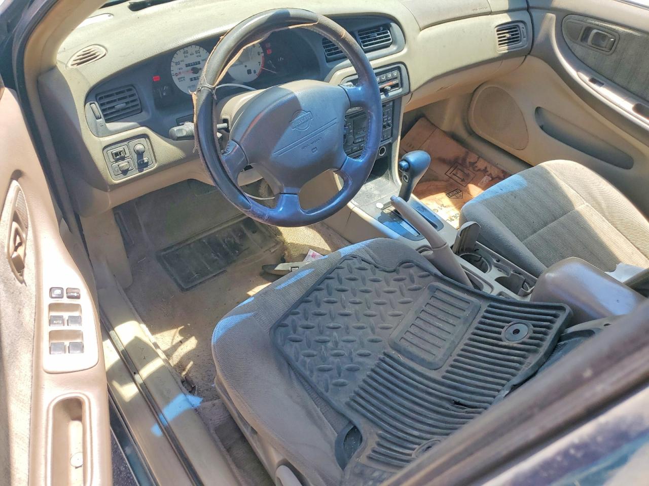 Nissan Altima Xe