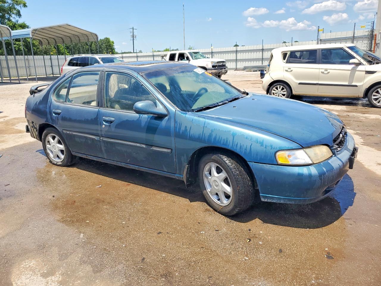 Nissan Altima Xe