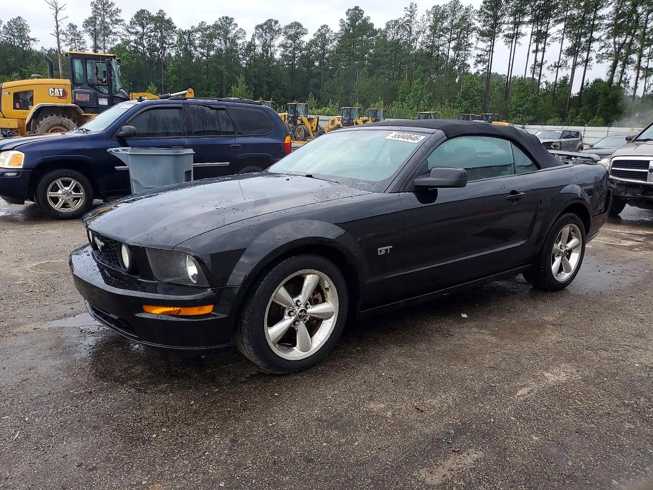 Salvage Ford Mustang Image