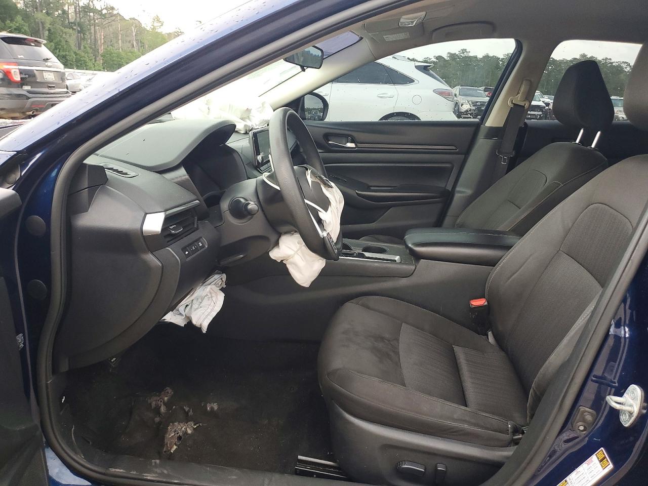 Nissan Altima S