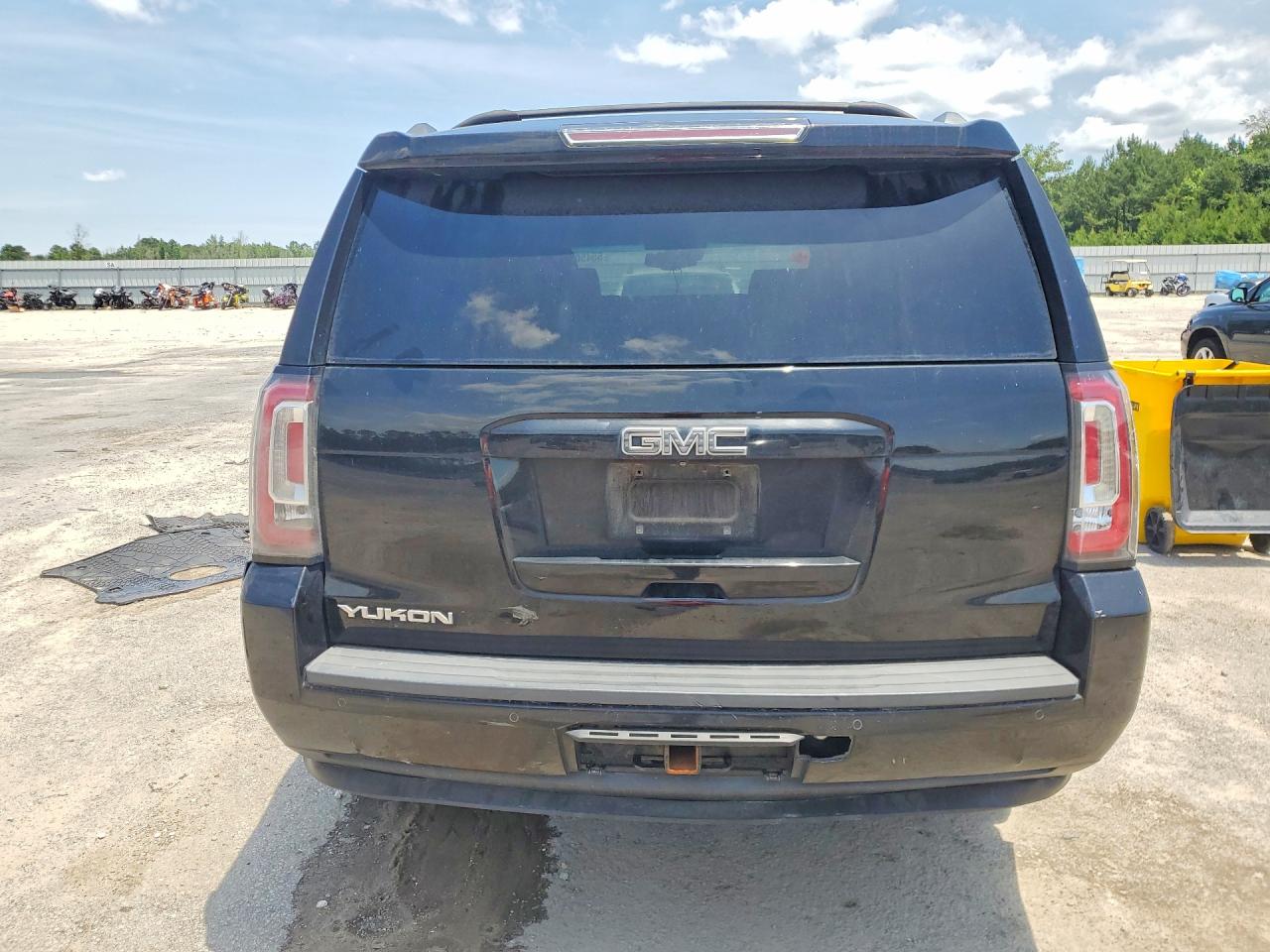 GMC Yukon Slt
