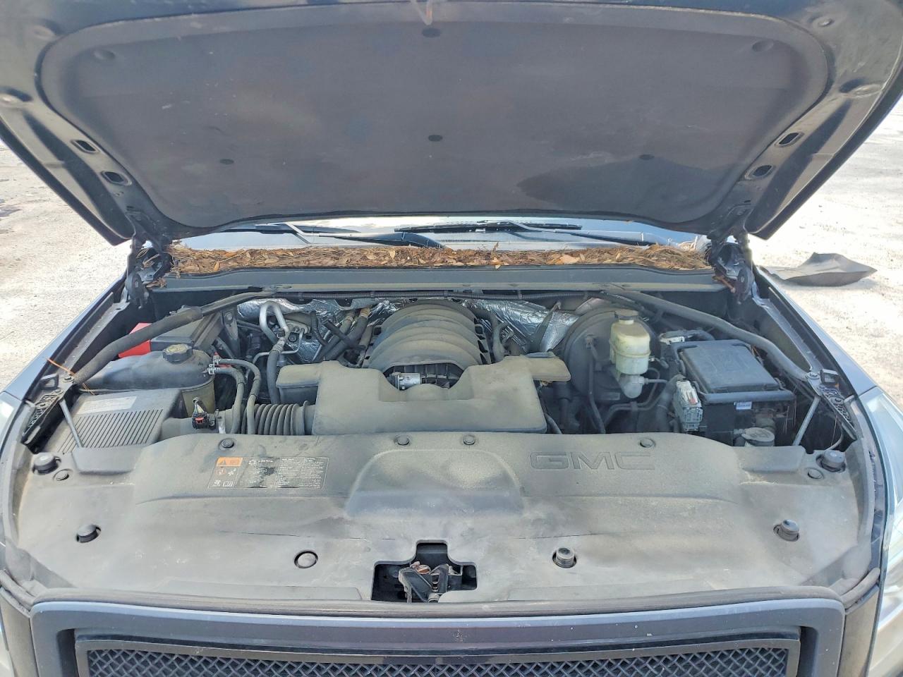 GMC Yukon Slt