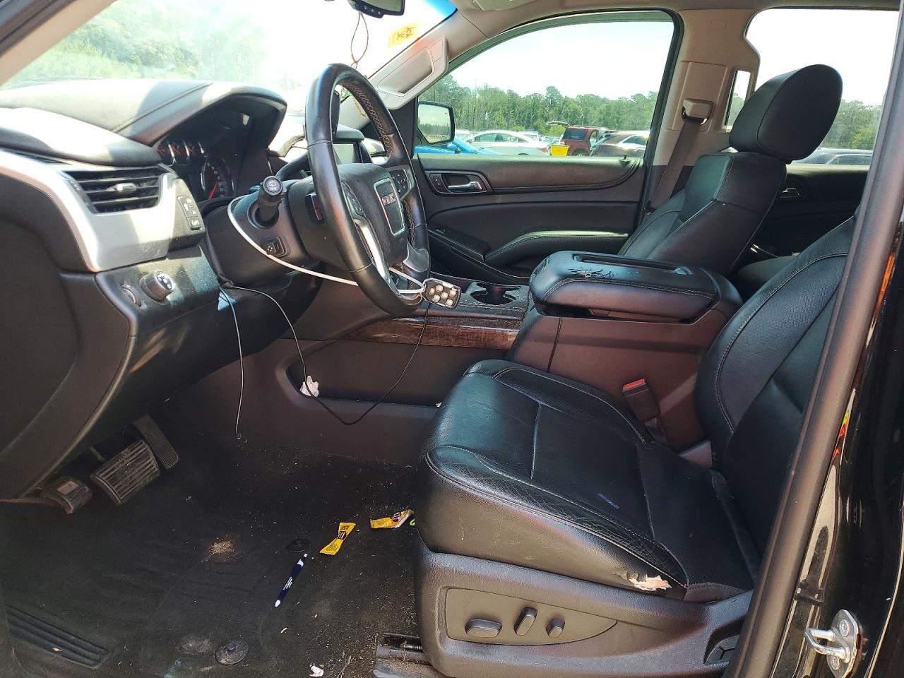 GMC Yukon Slt