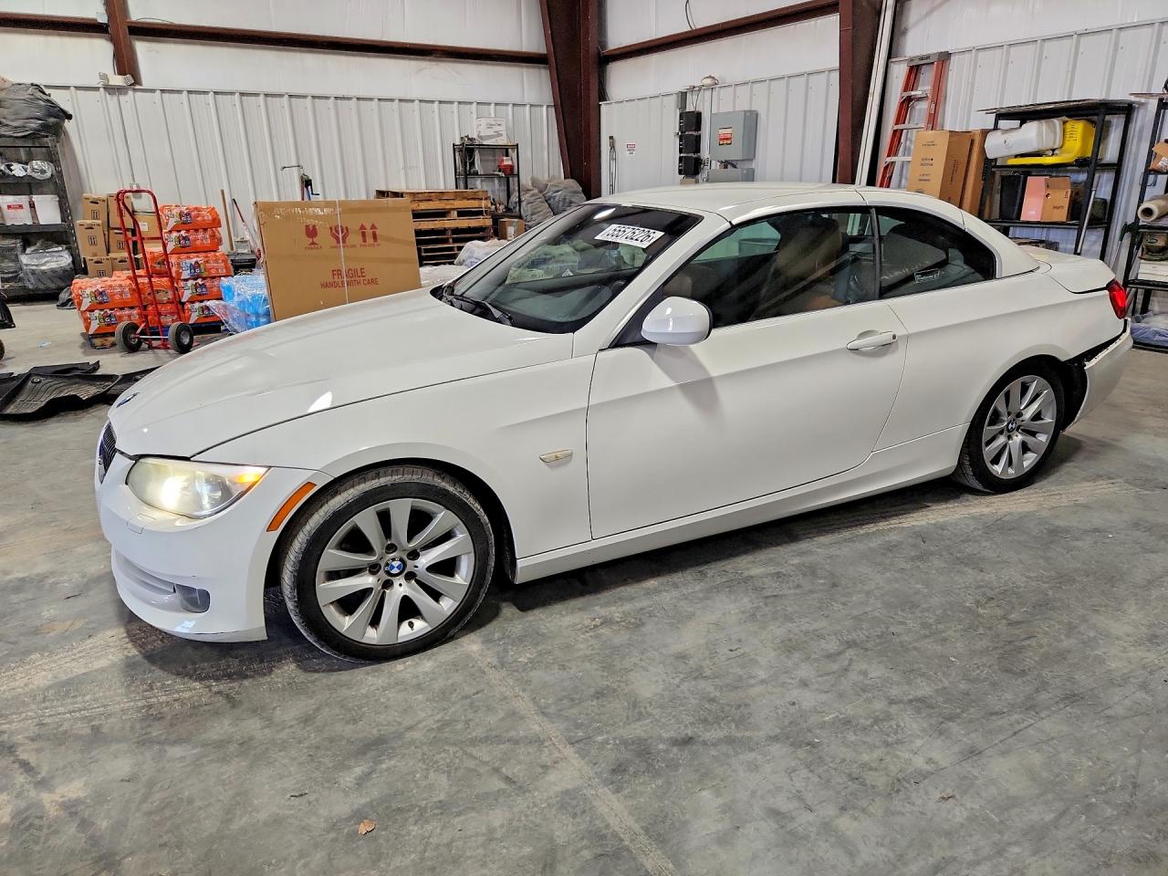 Salvage BMW 3 Series Image