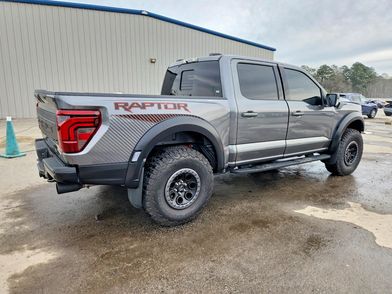 Ford F-150 Raptor
