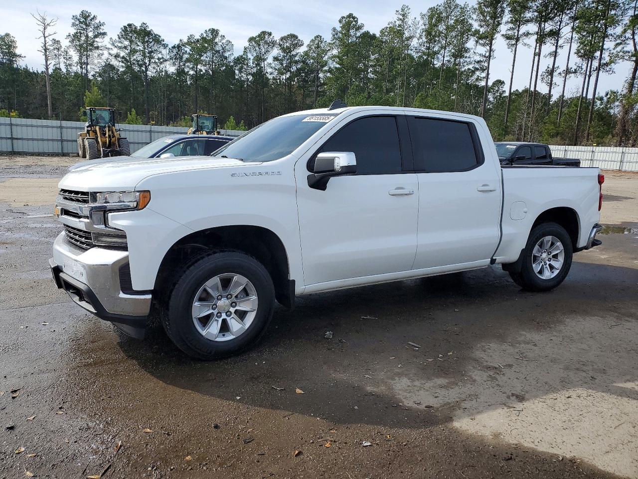 Salvage Chevrolet Silverado Image