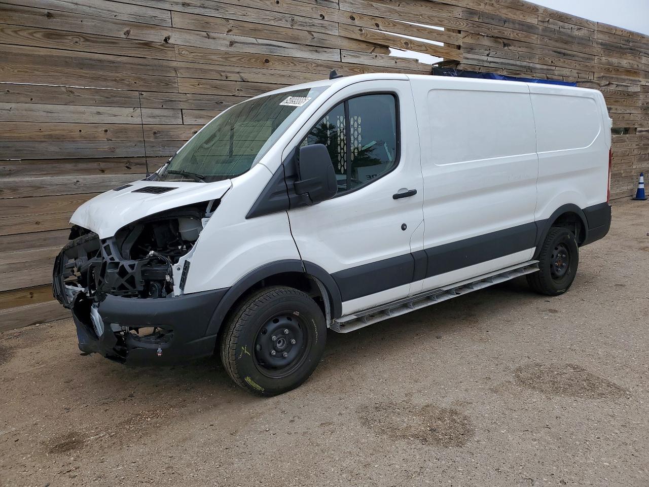 Salvage Ford Transit Image