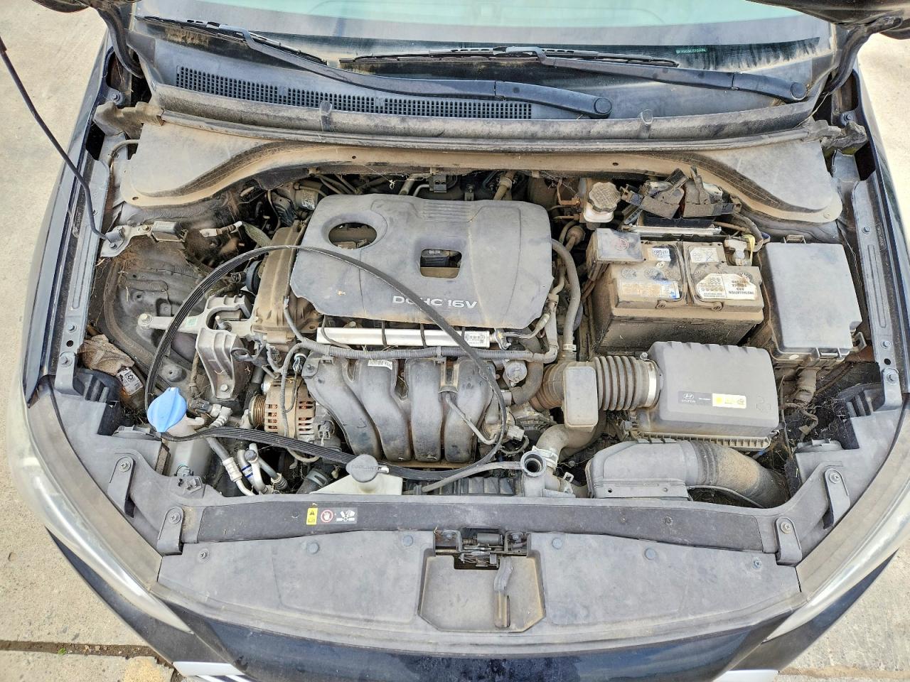 Hyundai ELANTRA Sel