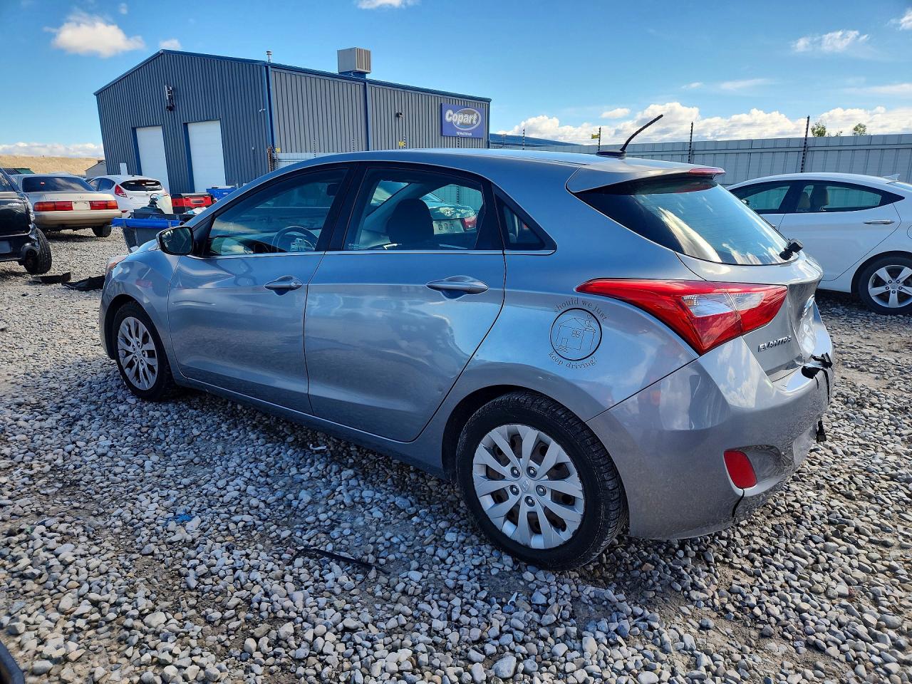 Hyundai ELANTRA Base