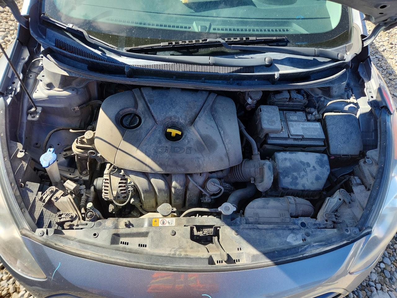 Hyundai ELANTRA Base