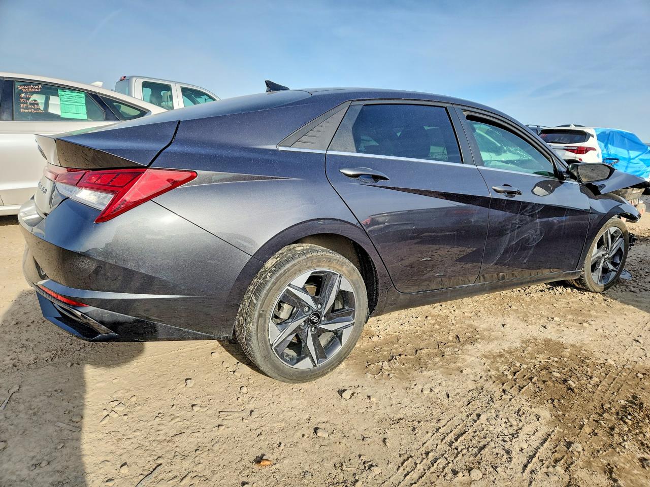 Hyundai ELANTRA Sel