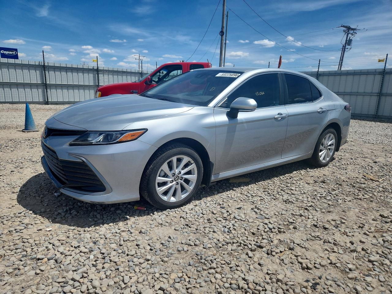 Salvage Toyota Camry Image