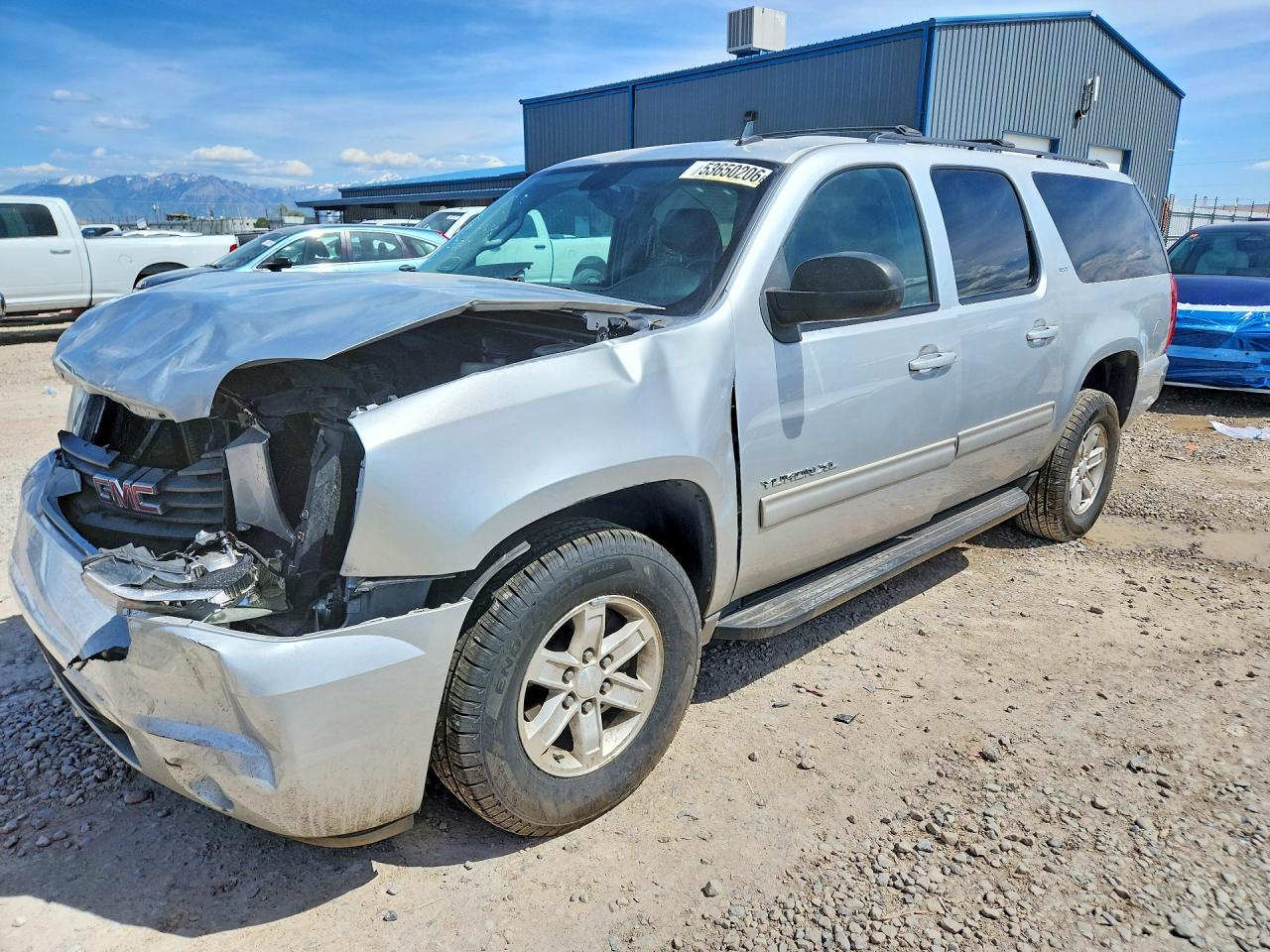 Salvage GMC Yukon Image